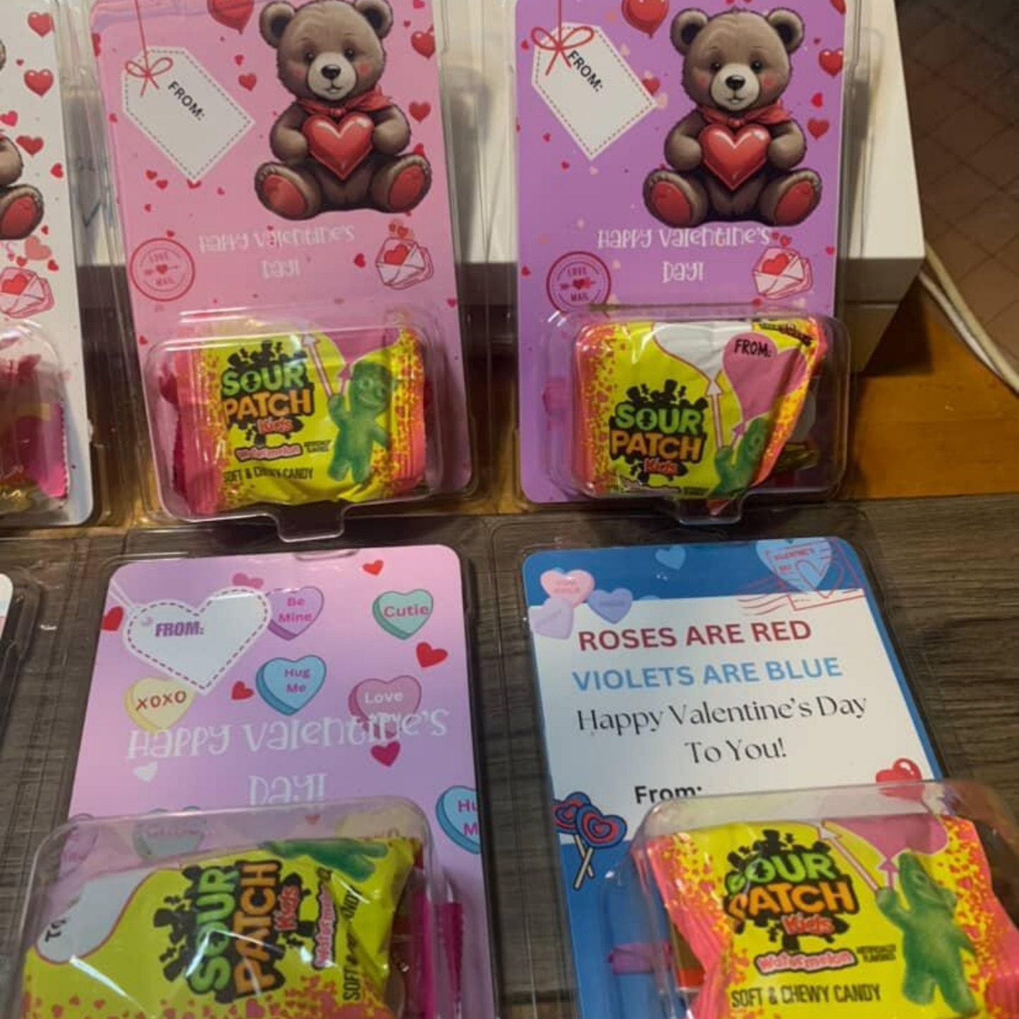 Sweet Treat Box Clear gift box with themed card & candy – party favor