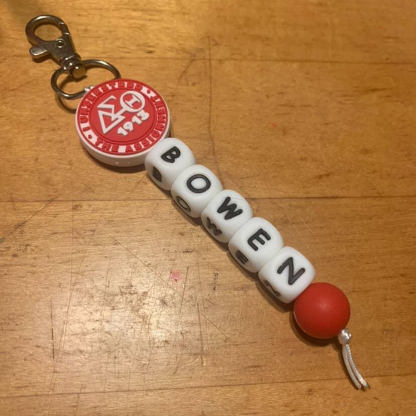 Personalized Name Bead Keychain with Clip β Custom Name Bag Charm, Backpack Keychain, Gift for Kids & Adults