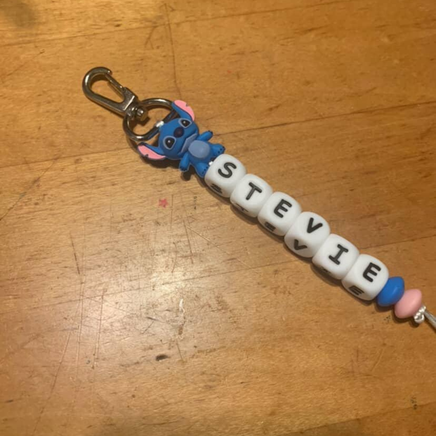 Personalized Name Bead Keychain with Clip – Custom Name Bag Charm, Backpack Keychain, Gift for Kids & Adults