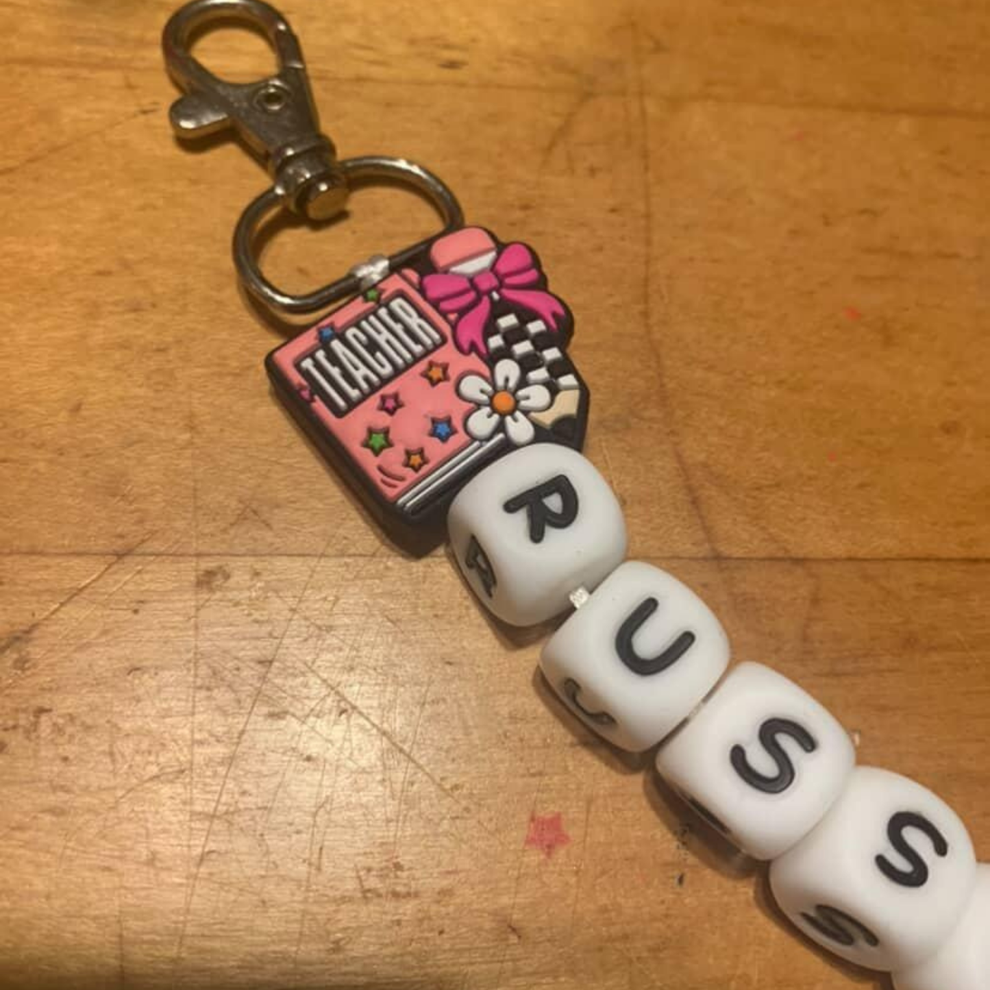 Personalized Name Bead Keychain with Clip – Custom Name Bag Charm, Backpack Keychain, Gift for Kids & Adults