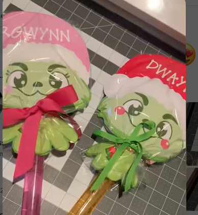 Baby Grinch Holiday Bubble Wand Activity Pack — Personalized Christmas Favor✨