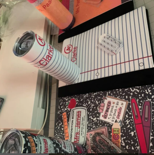 Notepad Portfolio Composition Design (3 sizes)